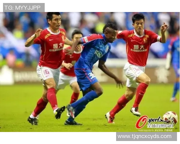 南京羽毛球队边路渗透革新探索新战术提升整体竞技水平