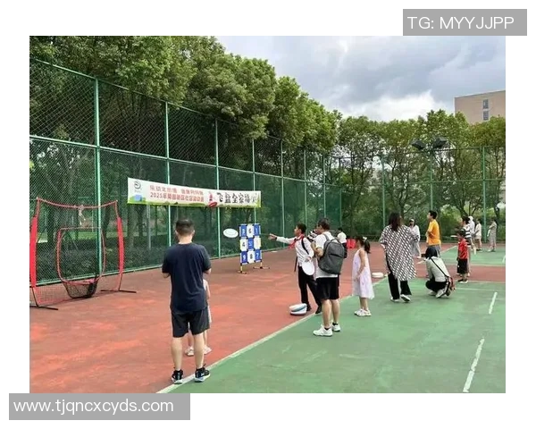 重庆飞盘队在比赛中创下新高经验排名引发热议与关注 重庆飞盘队在比赛中创下新高经验排名引发热议与关注