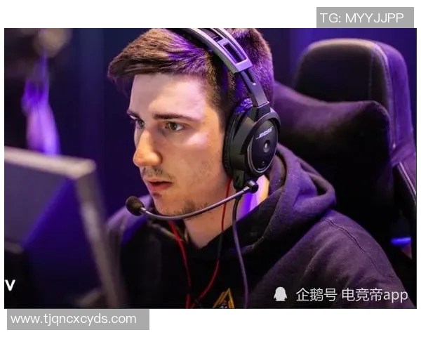 CSGO战术深度解析：FPX团队如何运用策略赢得比赛